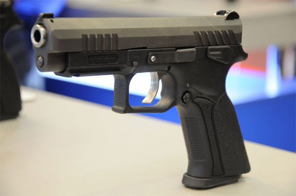 Пистолет Grand Power Q100 с вращающимся стволом Пистолет Grand Power Q100 с вращающимся стволом