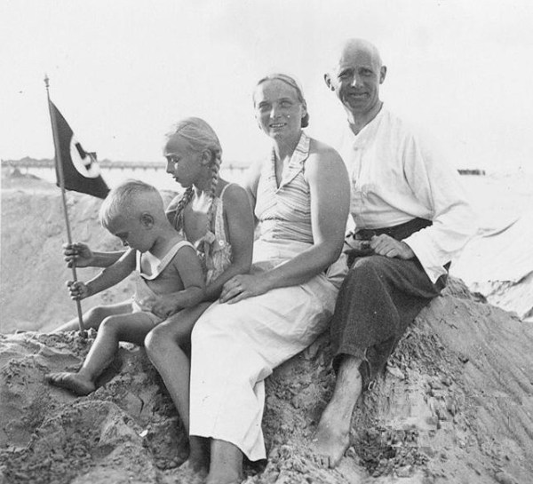 Последний круиз… () Последний круиз…