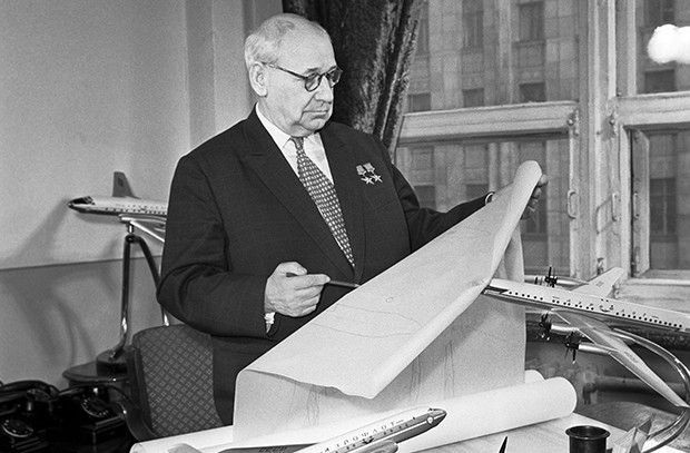 Рожденный летать () Рожденный летать