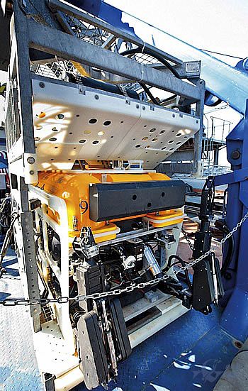 Старейшее судно ВМФ отметило 100-летний юбилей Старейшее судно ВМФ отметило 100-летний юбилей