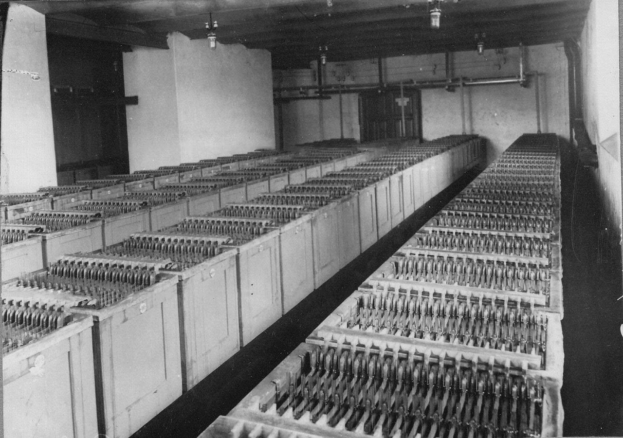 02. Цех завода с аккумуляторами 02. Цех завода с аккумуляторами