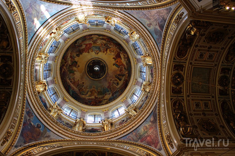 Исаакиевский собор- самый величественный / Россия