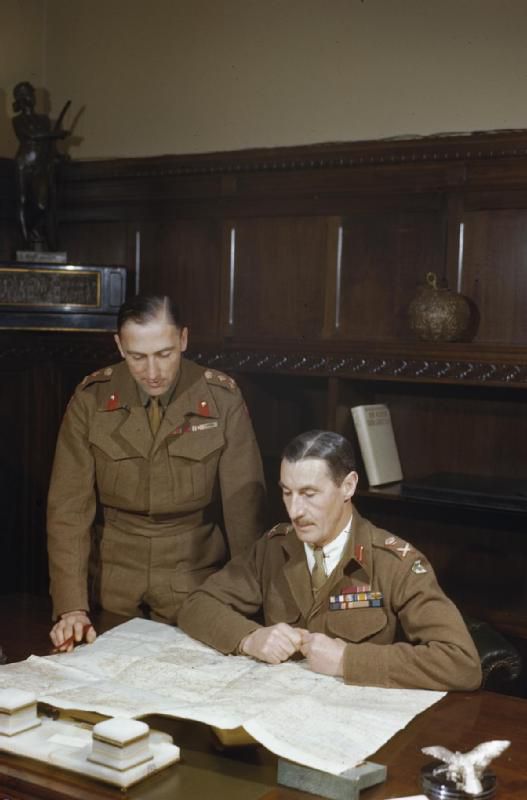 Как британцы устроили кровавую бойню в Греции () Как британцы устроили кровавую бойню в Греции