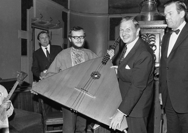 Как дэвид рокфеллер начал сотрудничество с ссср () Как дэвид рокфеллер начал сотрудничество с ссср