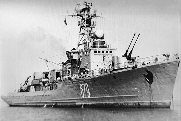 Первые морские атомные испытания на Новой Земле () Первые морские атомные испытания на Новой Земле