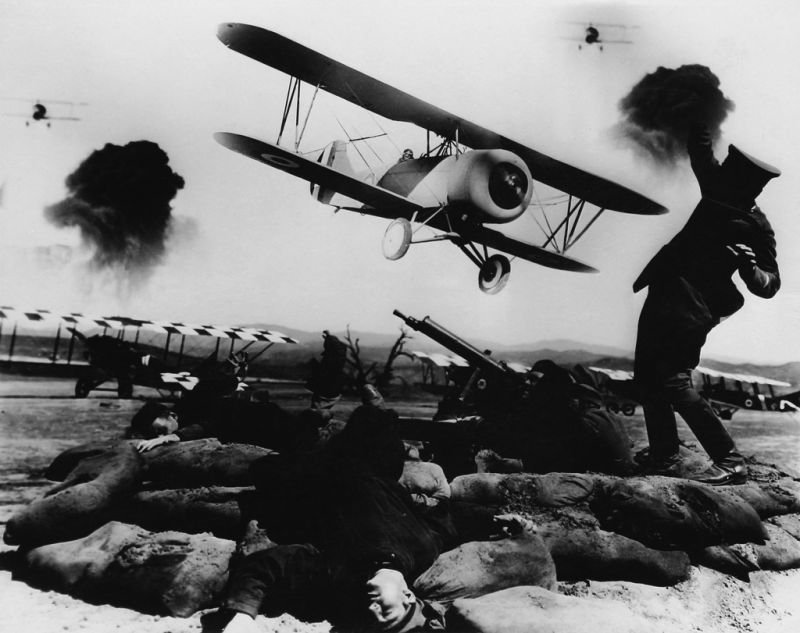 Пропущенный юбилей или зачатие воздушного флота () Пропущенный юбилей или зачатие воздушного флота