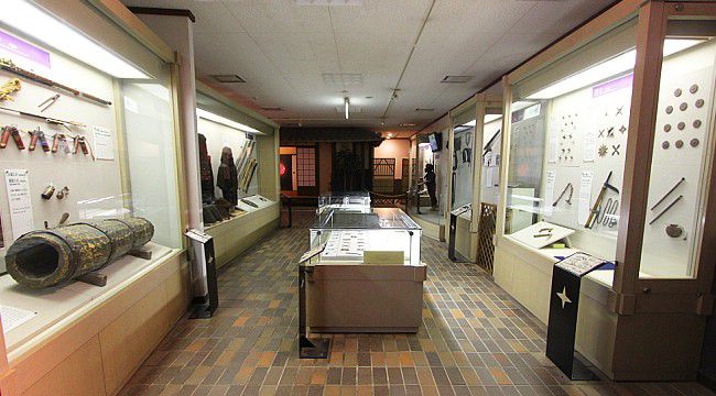 Самураи и ниндзя (часть первая) Самураи и ниндзя (часть первая)