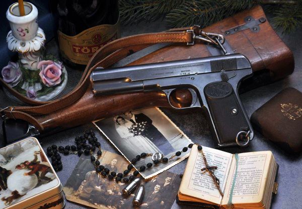 Тульский Токарев: человек и пистолет () Тульский Токарев: человек и пистолет