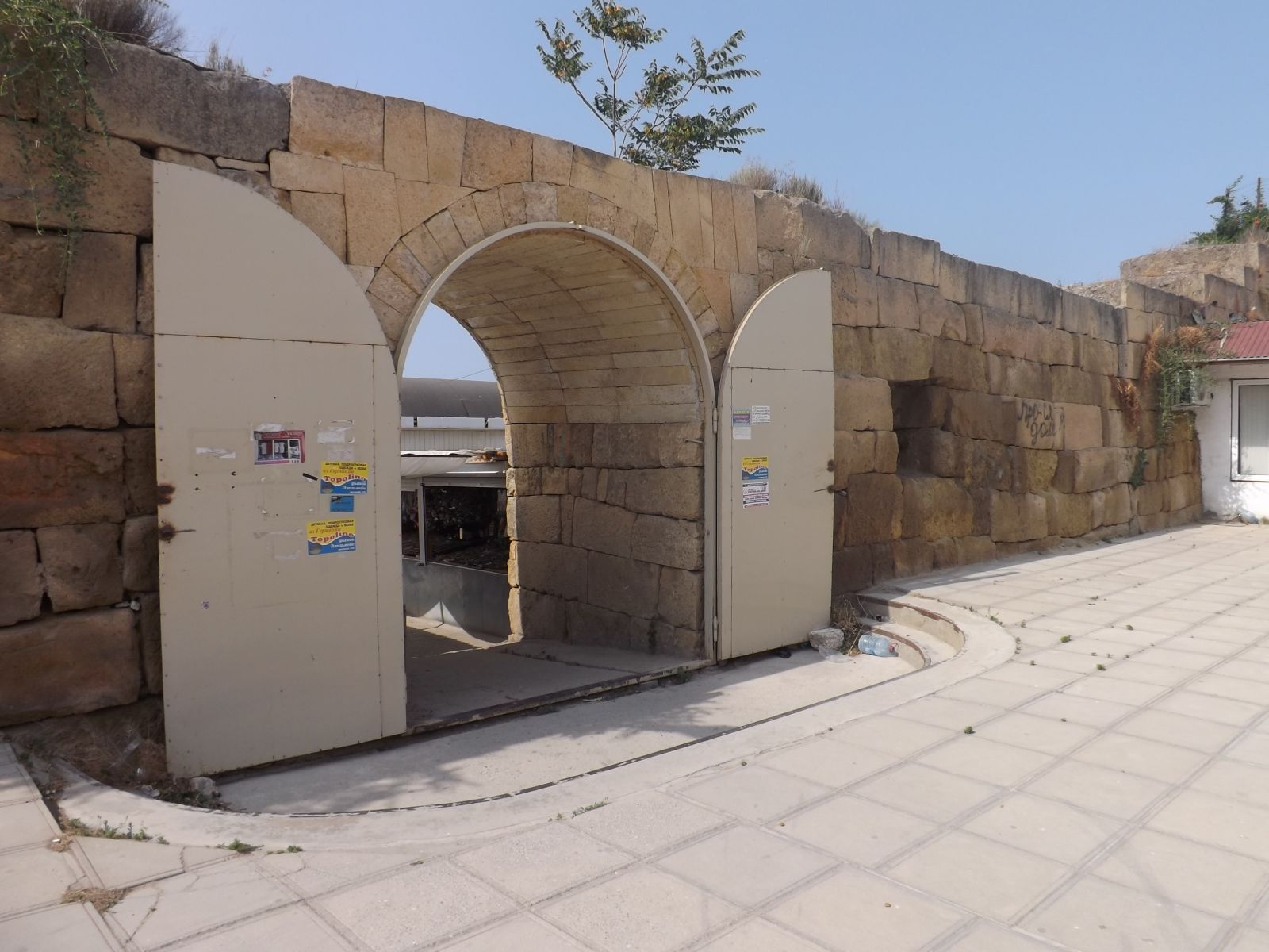 ВРЕМЯ РАЗБИРАТЬ КАМНИ () ВРЕМЯ РАЗБИРАТЬ КАМНИ