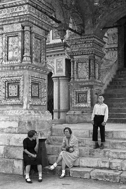 14 дней норвежской писательницы Унсет в Москве 1940 года () 14 дней норвежской писательницы Унсет в Москве 1940 года