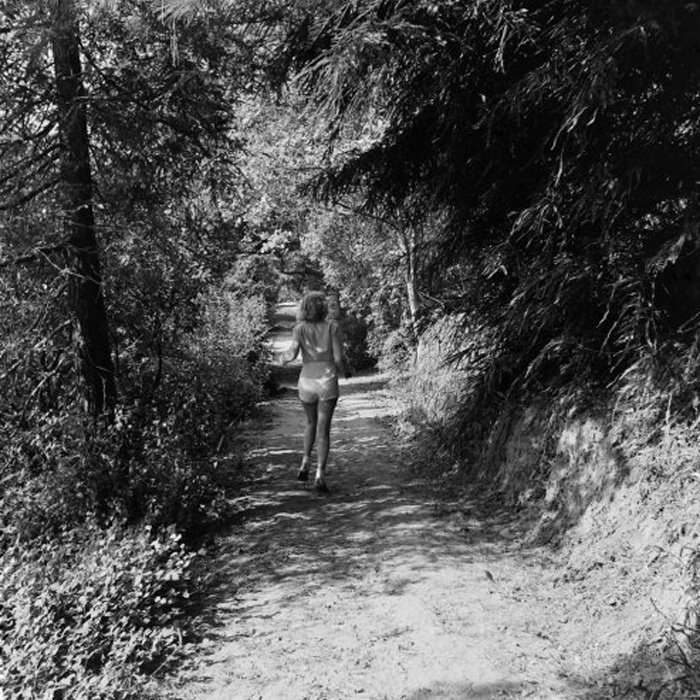 Неизвестная Мэрилин Монро: шикарные снимки скандальной знаменитости () Неизвестная Мэрилин Монро: шикарные снимки скандальной знаменитости