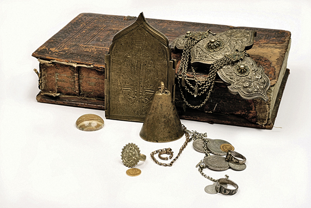 Где спрятаны библиотека Ивана Грозного и клад Наполеона