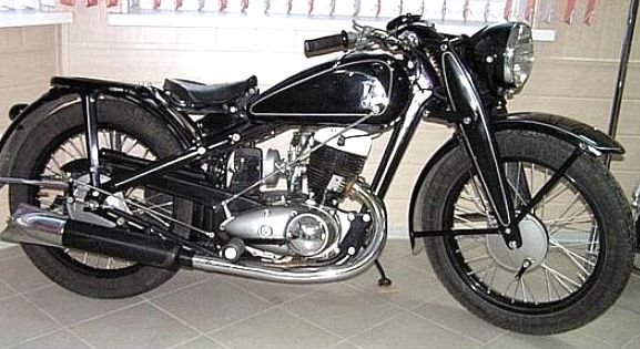 Немецкие специалисты в Ижевске (1946-1952 гг.) () Немецкие специалисты в Ижевске (1946-1952 гг.)