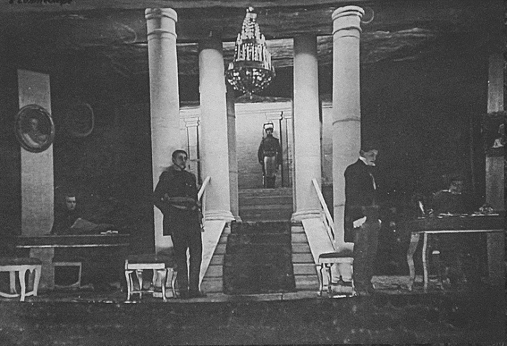 Новый год русских фашистов в СЛОНе () Новый год русских фашистов в СЛОНе