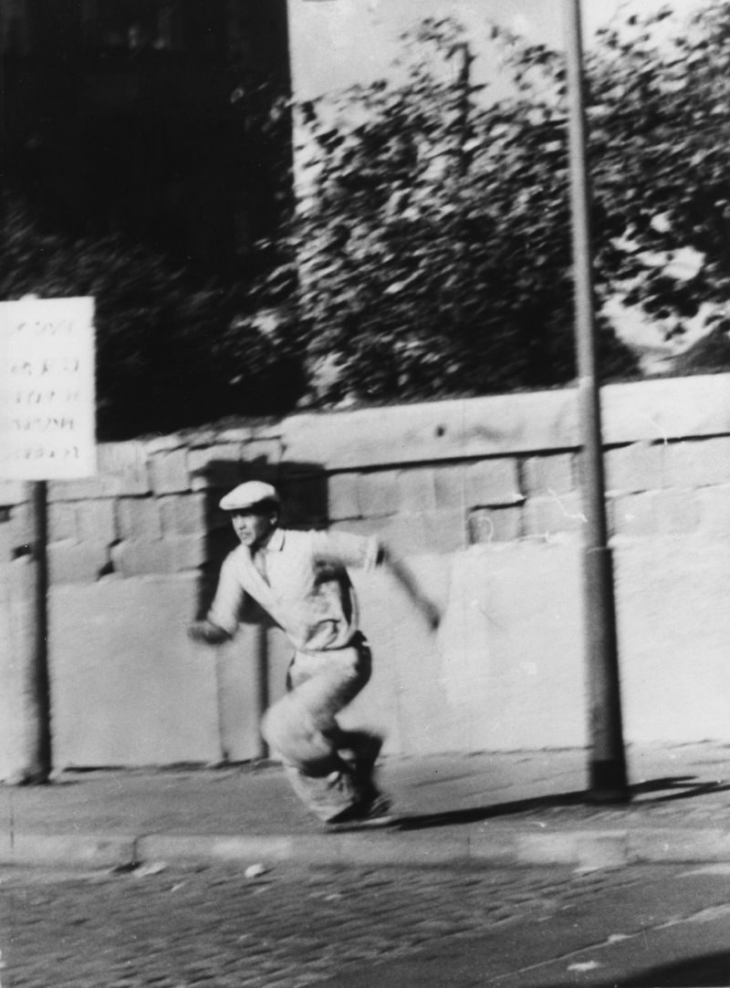 «Прежде, чем объединяться, надо решительно размежеваться». Из истории Берлинской стены