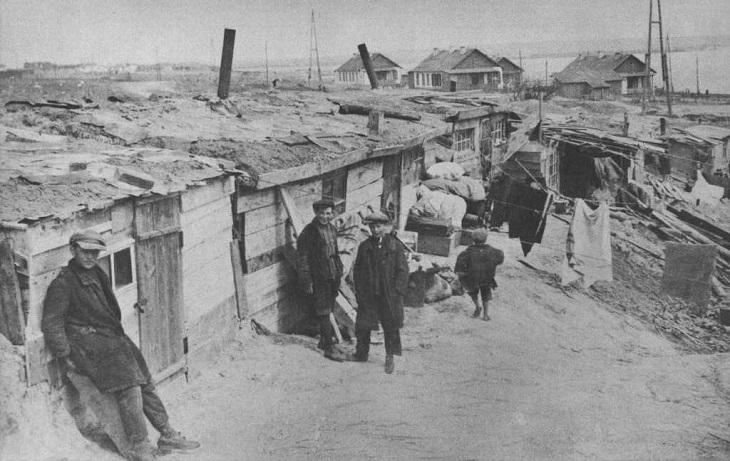 Путешествие норвежской писательницы Унсет по Транссибу в СССР в 1940 году () Путешествие норвежской писательницы Унсет по Транссибу в СССР в 1940 году