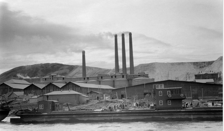 Путешествие норвежской писательницы Унсет по Транссибу в СССР в 1940 году () Путешествие норвежской писательницы Унсет по Транссибу в СССР в 1940 году