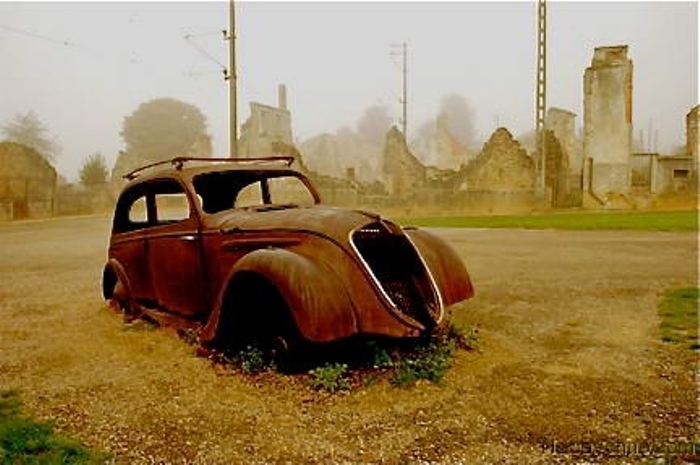 Орадур-сюр-Глан (Oradour-sur-Glane), Франция Орадур-сюр-Глан (Oradour-sur-Glane), Франция