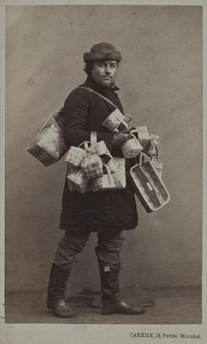 Продавец корзин. Продавец корзин.