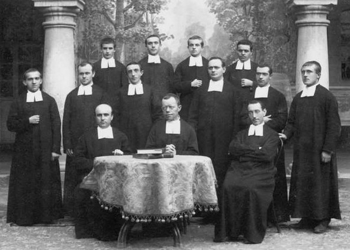 Переселение детей. Переселение детей.