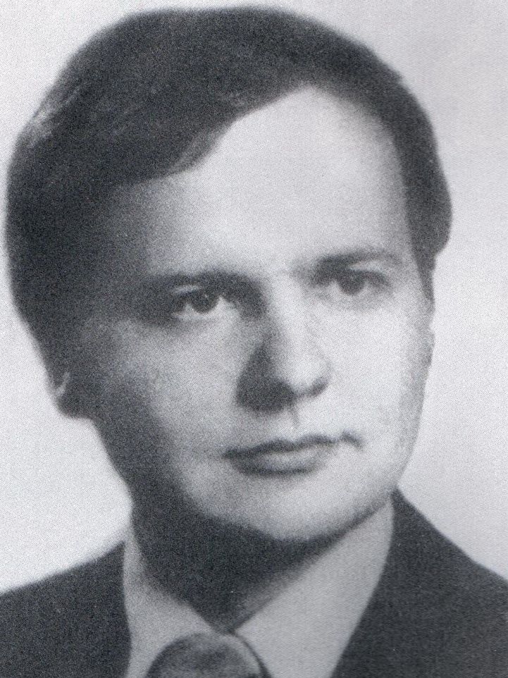 Как Резун превратился в Суворова?