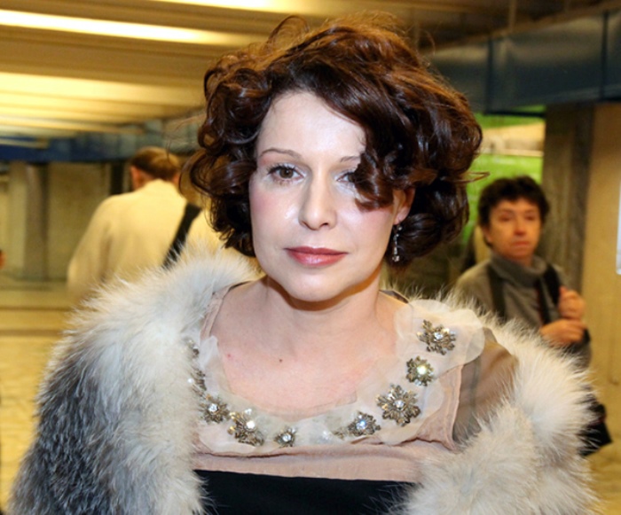 Наталья Негода на церемонии вручения кинематографической премии *Золотой орел*, 2010 г. Наталья Негода на церемонии вручения кинематографической премии *Золотой орел*, 2010 г.