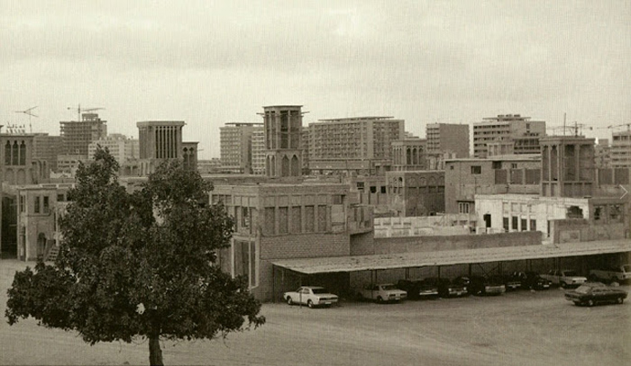 Невероятный Дубай: Фотографии ОАЭ до открытия у себя нефти () Невероятный Дубай: Фотографии ОАЭ до открытия у себя нефти