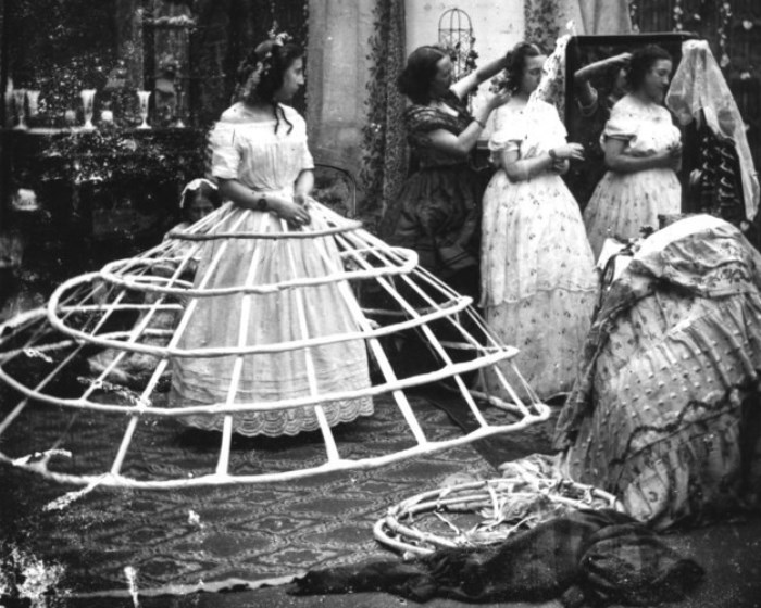 Обручи, поддерживающие верхние юбки Обручи, поддерживающие верхние юбки