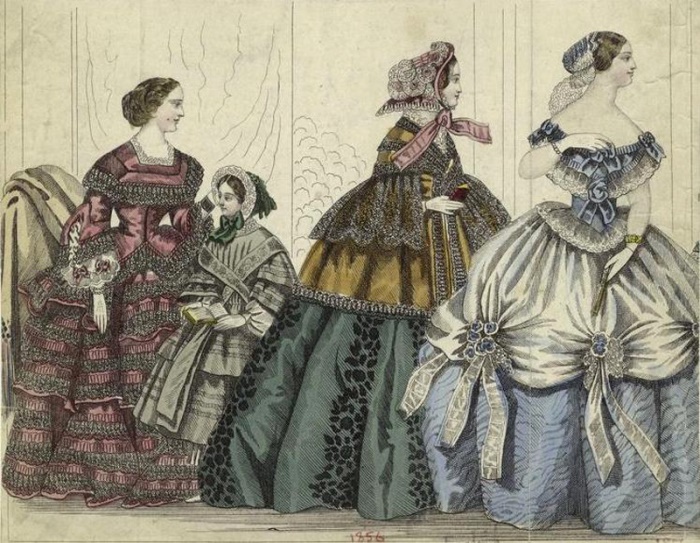 Платья с кринолином Платья с кринолином