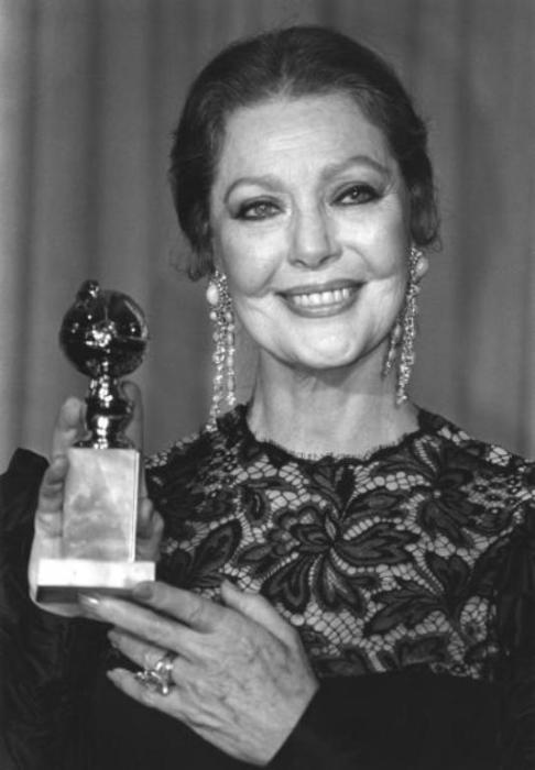 Ей удалсоь сохранить очарование и неувядающую красоту до конца своих дней. Актриса Лоретта Янг (Loretta Young). Ей удалсоь сохранить очарование и неувядающую красоту до конца своих дней. Актриса Лоретта Янг (Loretta Young).