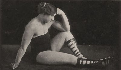 Цирковые борчихи и силачки: время, когда женщины могли побить мужчину и получить за это деньги () Цирковые борчихи и силачки: время, когда женщины могли побить мужчину и получить за это деньги