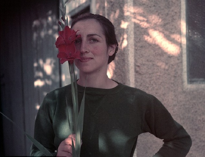 Француаза Жило - непокорившаяся муза взбалмошного гения Пикассо () Француаза Жило - непокорившаяся муза взбалмошного гения Пикассо