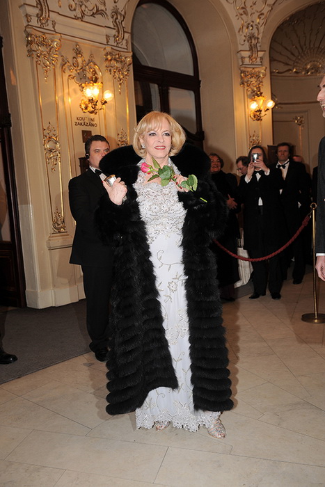 Современное фото Мишель Мерсье Современное фото Мишель Мерсье