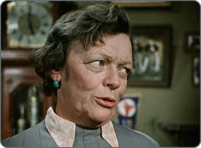 Татьяна Пельтцер - любимая бабушка советского кино Татьяна Пельтцер - любимая бабушка советского кино