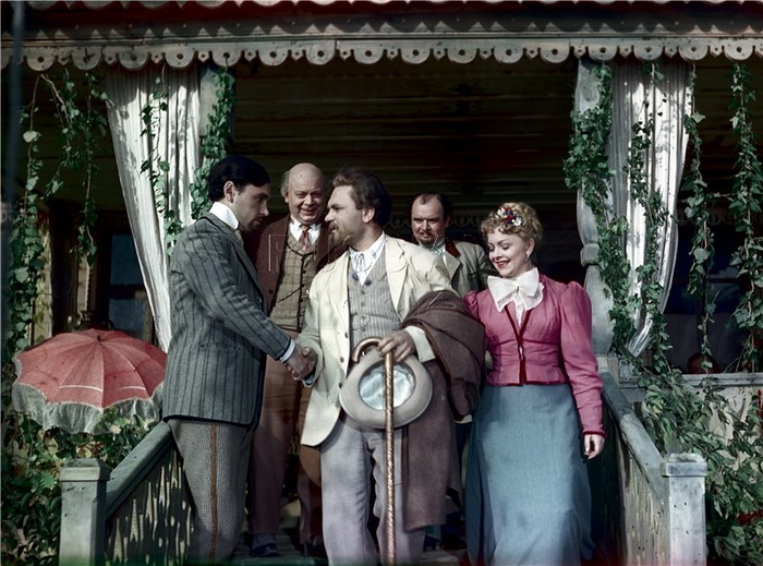 Людмила Целиковская в фильме 'Попрыгунья' Людмила Целиковская в фильме 'Попрыгунья'