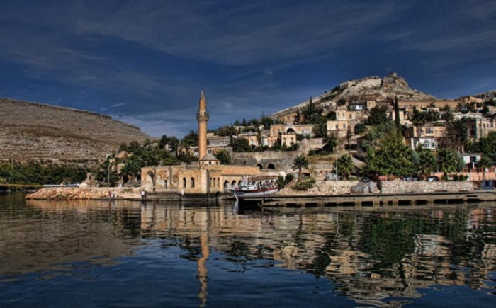 Газиантеп пережил правление многих народов. С момента основания, а это 3 650 г д.н.э., он был в руках вавилонян, персов, римлян и арабов. Газиантеп пережил правление многих народов. С момента основания, а это 3 650 г д.н.э., он был в руках вавилонян, персов, римлян и арабов.