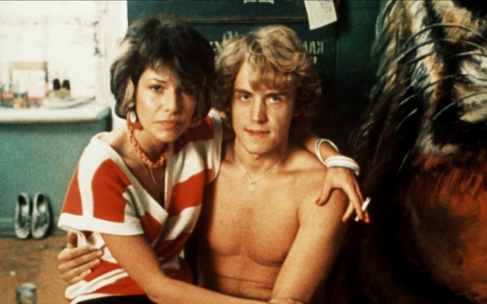 Сексуальную сцену, которая длилась полторы минуты, в 1988-м обсуждали практически всей страной. Сексуальную сцену, которая длилась полторы минуты, в 1988-м обсуждали практически всей страной.