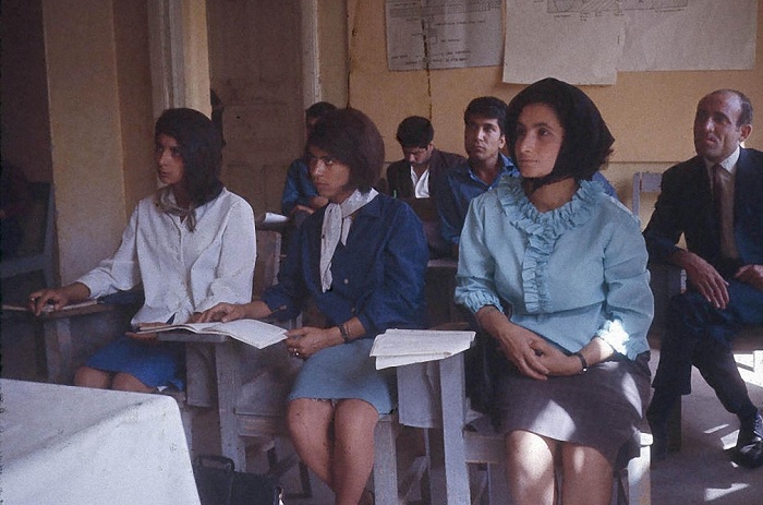 Студентки Высшего педагогического колледжа в Кабуле. Студентки Высшего педагогического колледжа в Кабуле.