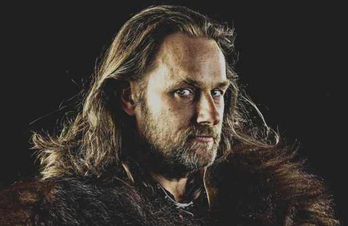 Последний бой воина бронзового века. Последний бой воина бронзового века.