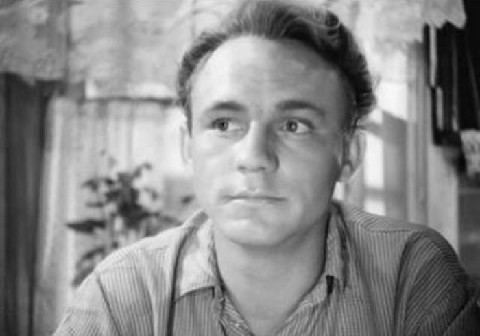 Кадр из фильма *Чужая родня*, 1955 Кадр из фильма *Чужая родня*, 1955