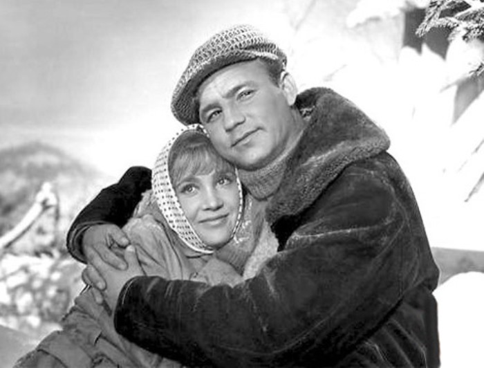 Кадр из фильма *Девчата*, 1961 Кадр из фильма *Девчата*, 1961