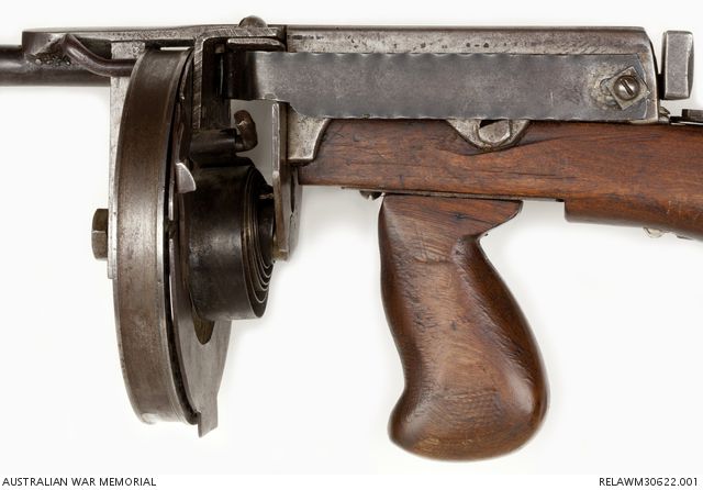 Опытный пистолет-пулемет Эвелина Оуэна (Австралия)
