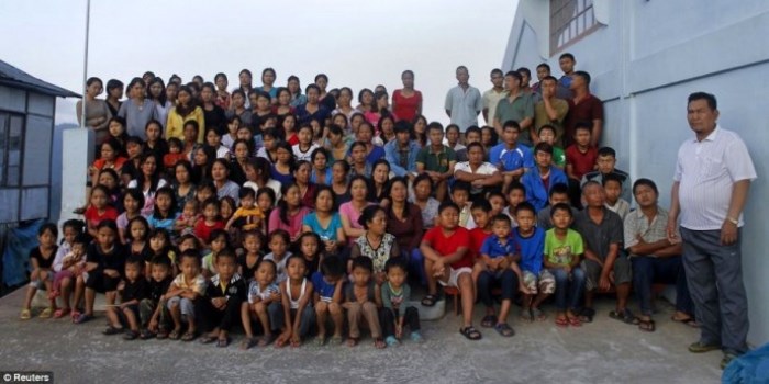 Зиона Чана и его огромная семья Зиона Чана и его огромная семья