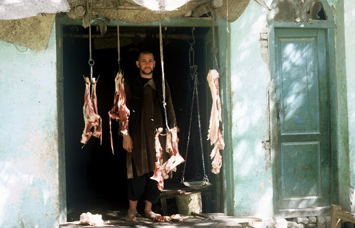 Продавец мяса. Продавец мяса.
