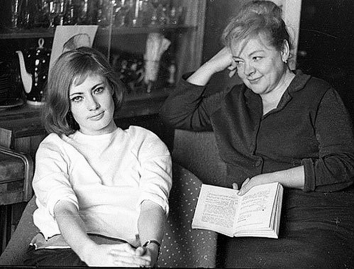 Зоя Федорова с дочерью Зоя Федорова с дочерью