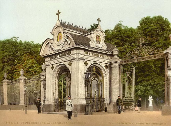 Часовня у ворот Летнего сада. Часовня у ворот Летнего сада.