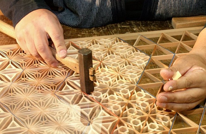 Кумико - японское искусство резьбы по дереву. Кумико - японское искусство резьбы по дереву.