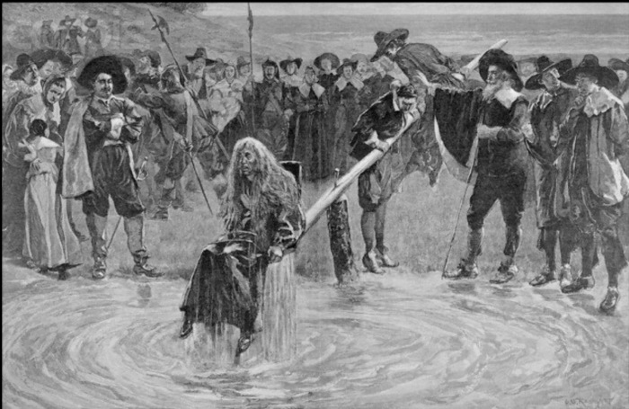 Процедура *купания* подозреваемой в ведовстве Процедура *купания* подозреваемой в ведовстве