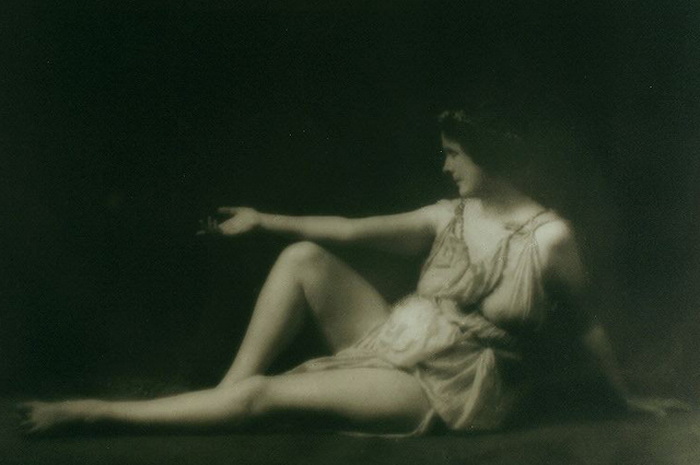 Айседора Дункан - гениальная танцовщица с трагической судьбой Айседора Дункан - гениальная танцовщица с трагической судьбой