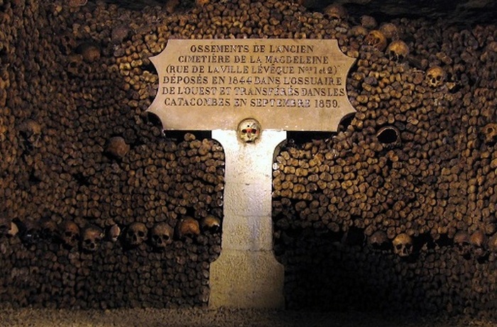 Каменоломни стали оссуариями. Каменоломни стали оссуариями.